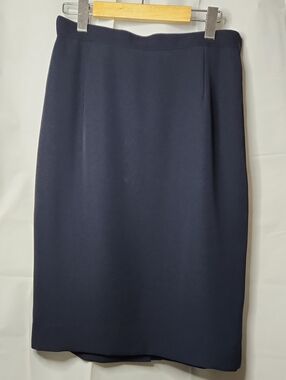 Vintage Ingenuity Classic Navy Lined Pencil Skirt - Women's Size 8